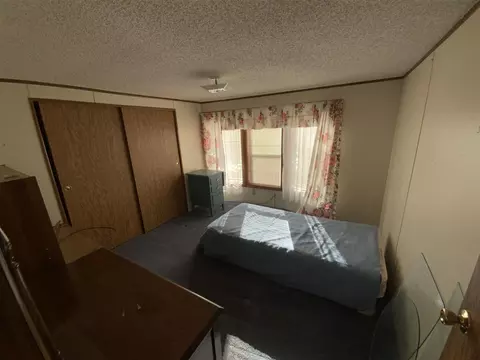 Bedroom - 3286 Braeburn, Jackson, MI 49201 photo 2 of 2