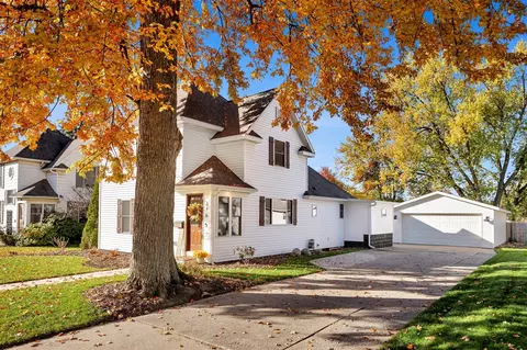 276 S Maple, Zeeland, MI 49464