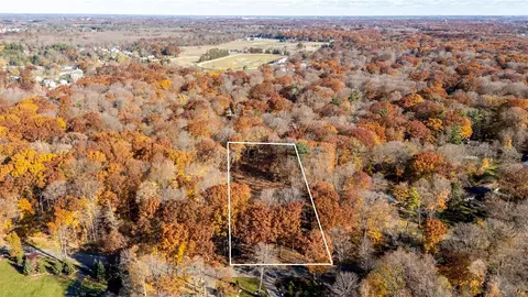 1491 Waukazoo, Holland, MI 49424