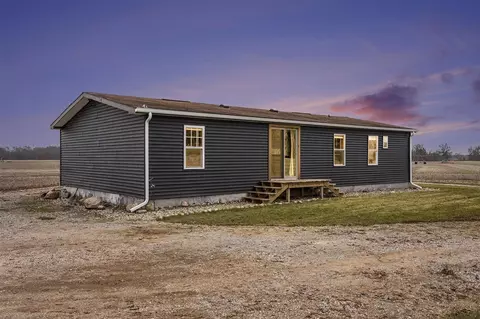 Exterior - 12901 Millers Ml, Constantine, MI 49042 photo 8 of 10