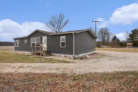 Exterior - 12901 Millers Ml, Constantine, MI 49042 photo 5 of 10
