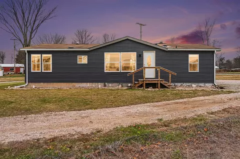 12901 Millers Ml, Constantine, MI 49042