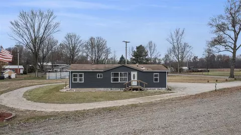 Exterior - 12901 Millers Ml, Constantine, MI 49042 photo 2 of 10