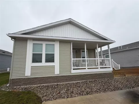 1283 Ellis #37, Norton Shores, MI 49441