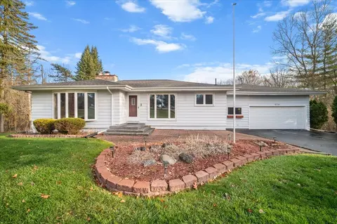 6786 River, Flushing, MI 48433