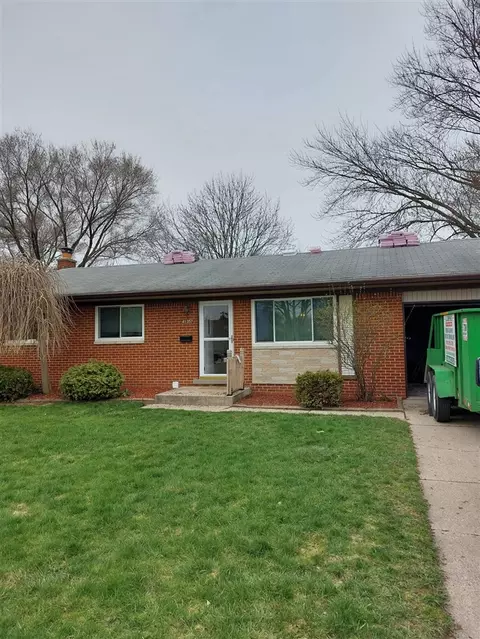41357 Estate, Sterling Heights, MI 48313