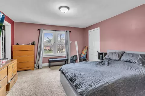 Bedroom - 712 N Waterloo, Jackson, MI 49202 photo 5 of 9