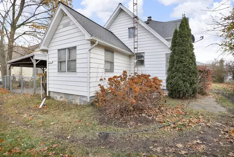 Exterior - 712 N Waterloo, Jackson, MI 49202 photo 2 of 6