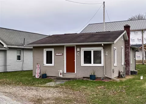27178 Oak, Sturgis, MI 49091