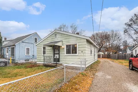 219 Wilbur, Grand Rapids, MI 49548