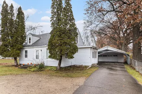 4104 Nazareth, Kalamazoo, MI 49004