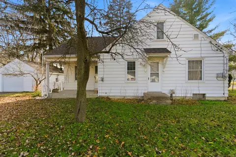 1524 Woodrow, Kalamazoo, MI 49048