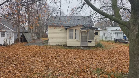 402 Pine, Shelby, MI 49455