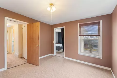 Bedroom - 1012 Lansing, Jackson, MI 49202 photo 5 of 8