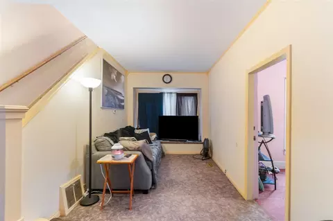 Entry Way - 1012 Lansing, Jackson, MI 49202 photo 2 of 2