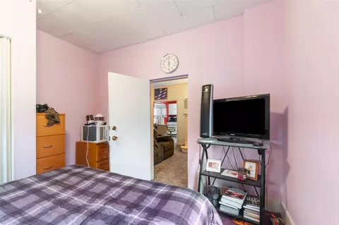 Bedroom - 1012 Lansing, Jackson, MI 49202 photo 2 of 8