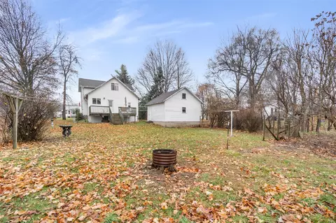 Exterior - 927 N George, Jackson, MI 49202 photo 6 of 7