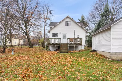 Exterior - 927 N George, Jackson, MI 49202 photo 2 of 7