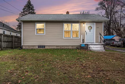 145 Van Armon, Battle Creek, MI 49017