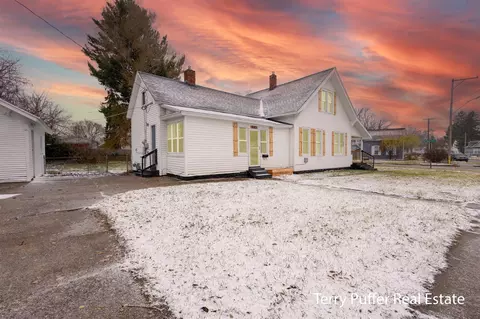 643 Evanston, Muskegon, MI 49442