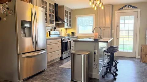 8488 Beard, Avoca, MI 48006 photo 3