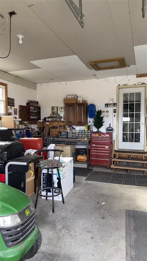 8488 Beard, Avoca, MI 48006 photo 20
