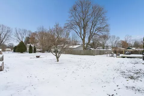 Exterior - 835 Fleming, Jackson, MI 49202 photo 3 of 3