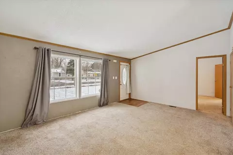 Living - 835 Fleming, Jackson, MI 49202 photo 1 of 3