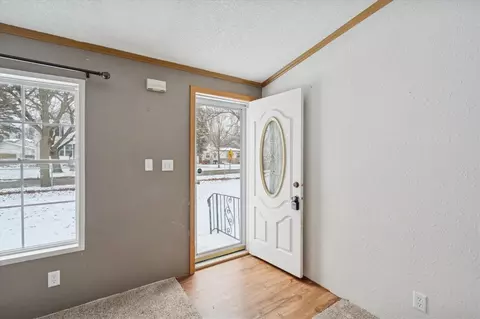 Entry Way - 835 Fleming, Jackson, MI 49202 photo 1 of 1