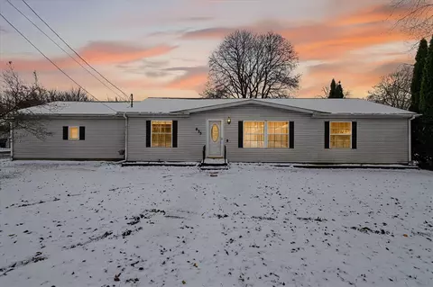 835 Fleming, Jackson, MI 49202