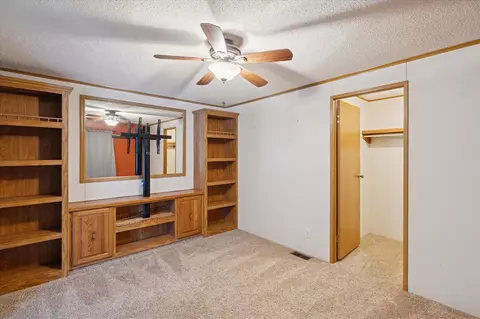 Bedroom - 835 Fleming, Jackson, MI 49202 photo 1 of 5
