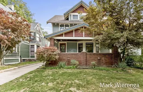 272 SE Henry, Grand Rapids, MI 49503