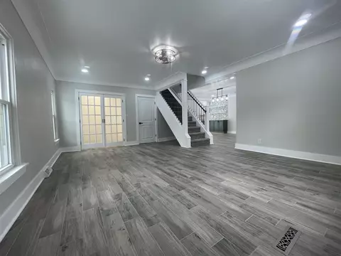 Living - 7466 Bunkerhill, Jackson, MI 49201 photo 2 of 3