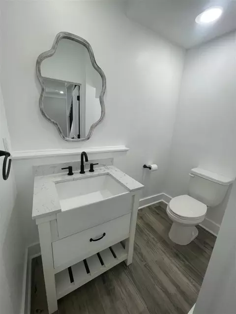 Bath - 7466 Bunkerhill, Jackson, MI 49201 photo 1 of 4