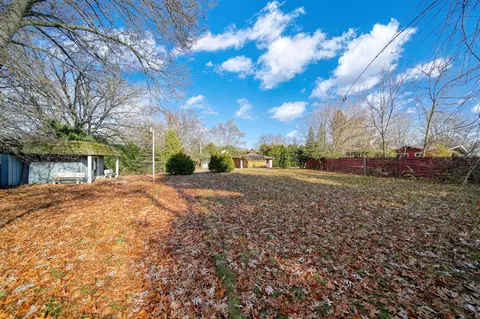 Exterior - 182 Peach, Jackson, MI 49202 photo 12 of 17