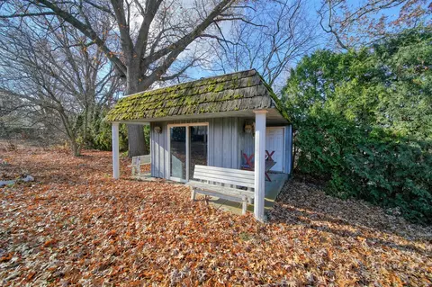 Exterior - 182 Peach, Jackson, MI 49202 photo 11 of 17