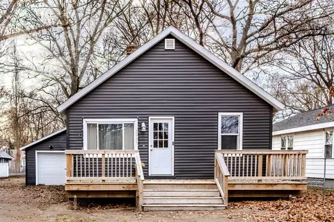 2907 Worden, Norton Shores, MI 49444