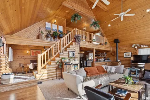 8484 N Rollin, Addison, MI 49220