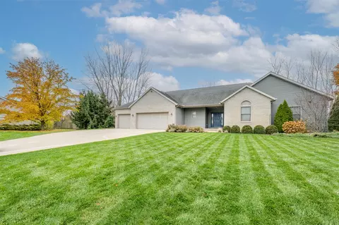 4779 Pleasant Meadow Cir, Saint Joseph, MI 49085