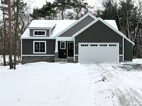 7215 Chandler, Belmont, MI 49306