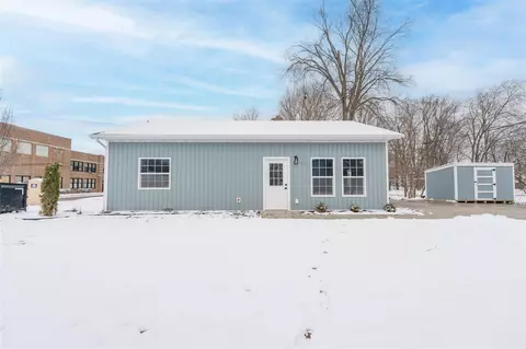 303 Middle, Three Rivers, MI 49093