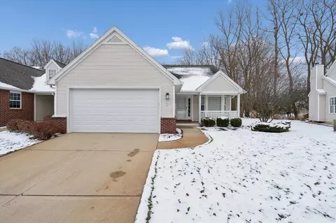 Exterior - 913 Oakbrook, Jackson, MI 49203 photo 2 of 10