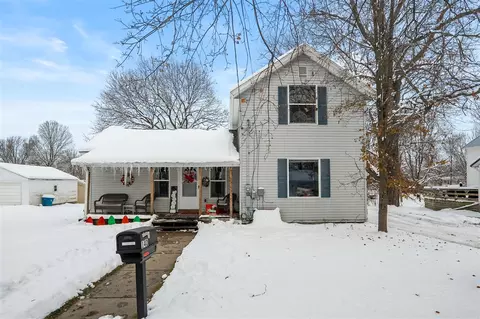 140 W First, Plainwell, MI 49080