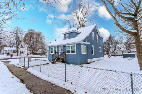 728 S Dibble, Hastings, MI 49058
