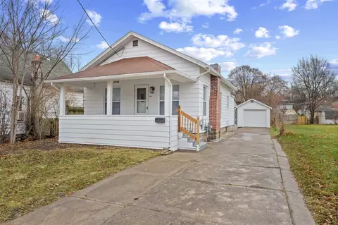 1703 Linval, Lansing, MI 48910