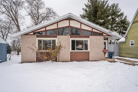 3631 Crystal, Grandville, MI 49418