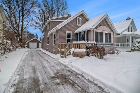 111 S Staffon, Ludington, MI 49431