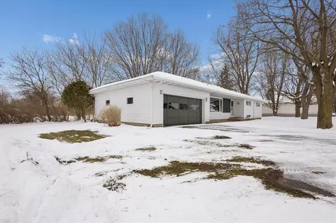 630 N State, Stanton, MI 48888 photo 2