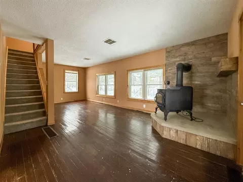 Living - 9155 Cushing, Eau Claire, MI 49111 photo 3 of 3