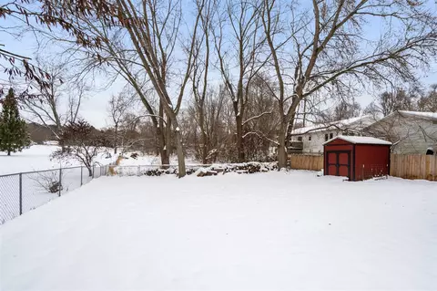 Exterior - 2942 Whitlock, Jackson, MI 49202 photo 6 of 9